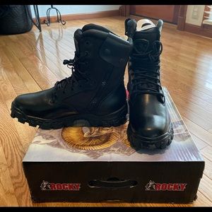 Rocky AlphaForce Zipper